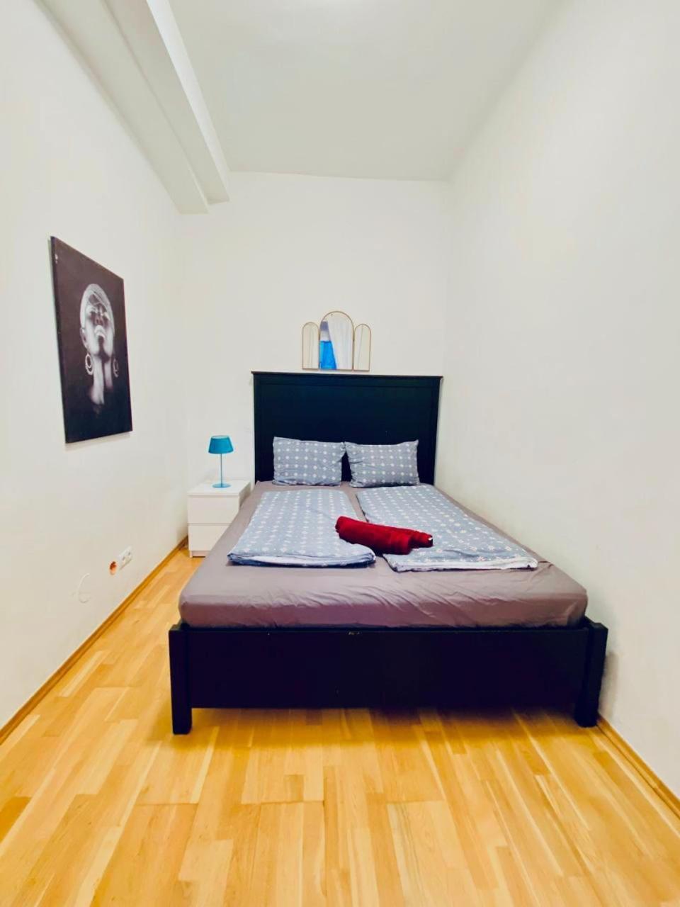 Apartment Cozy 2br For 6p, 10min Transport To Stadthalle